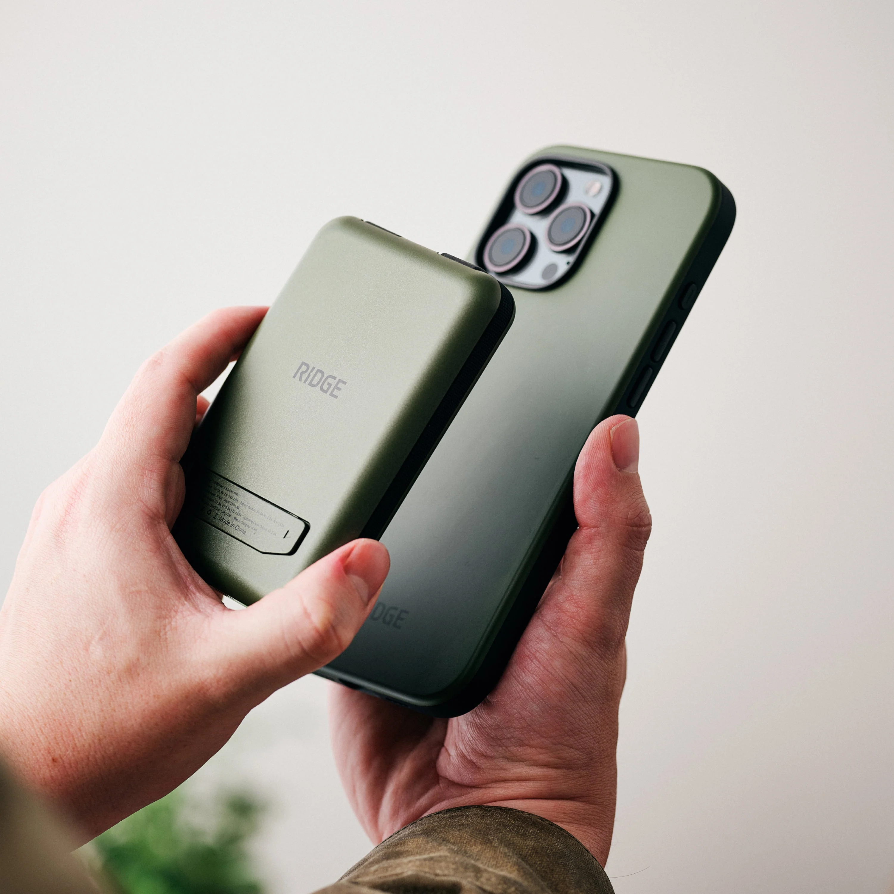 Ridge Power Bank - 10k mAh Bundle - Matte Olive - 3-Pack - Image 6