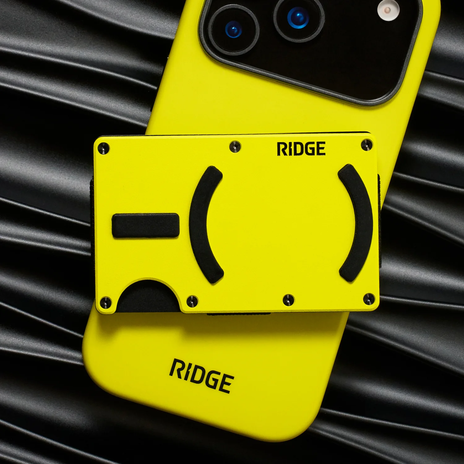 Ridge Wallet for MagSafe - Hyper Lime - Image 5
