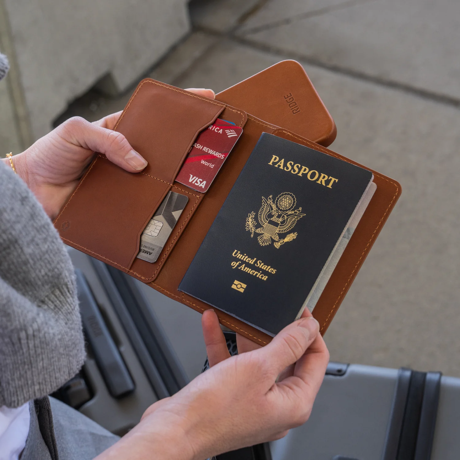 Passport Wallet - Tobacco Brown Leather - Image 4