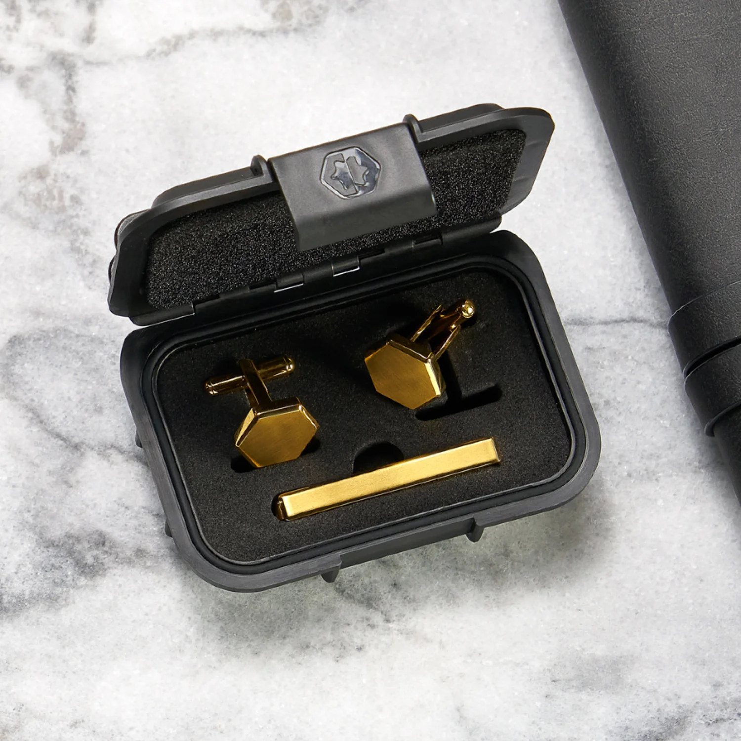 Tie Bar & Cufflinks Kit - 24K Gold - Image 4