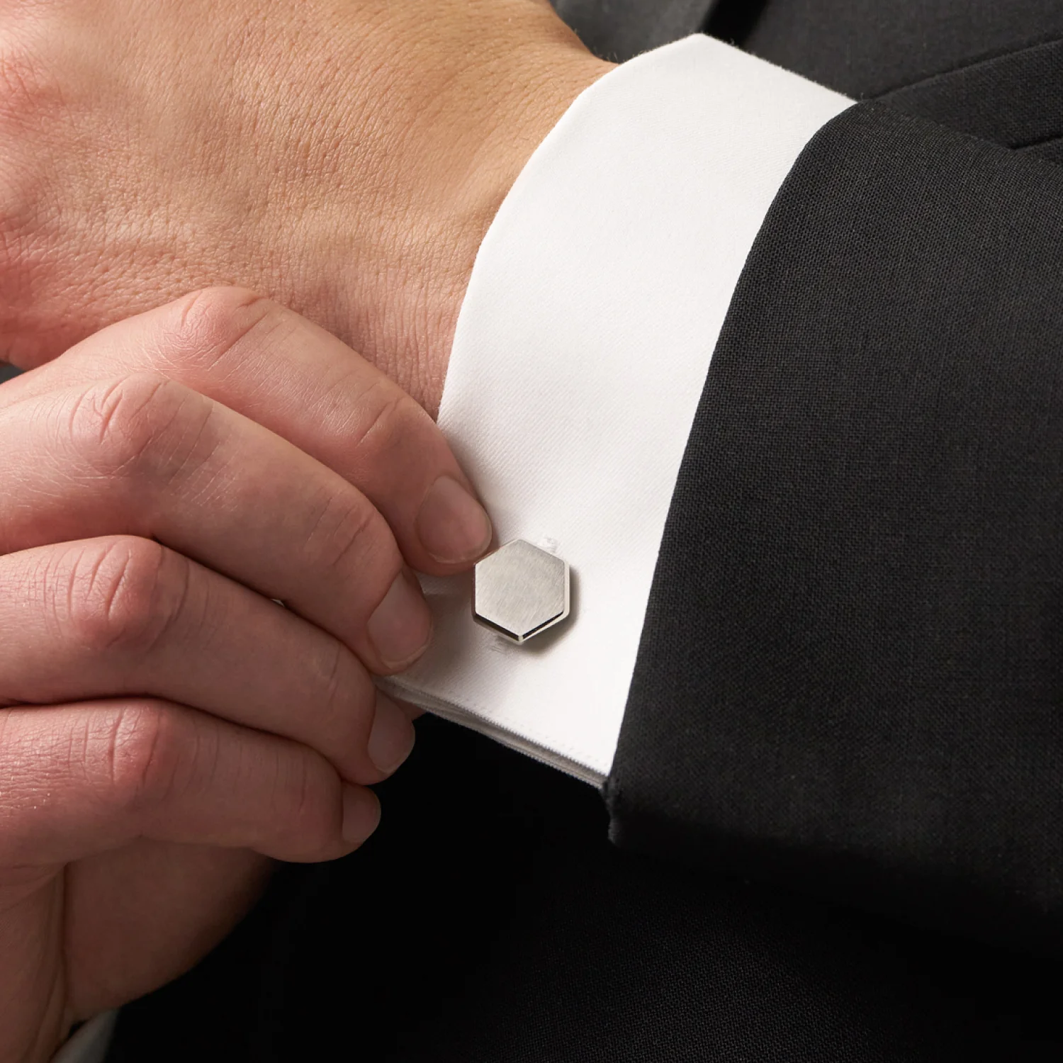 Tie Bar & Cufflinks Kit - Platinum - Image 5